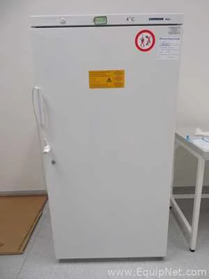 Lot 220 Listing# 878891 Liebherr Mediline FKEX 5000 Index 20F 500L Refrigerator