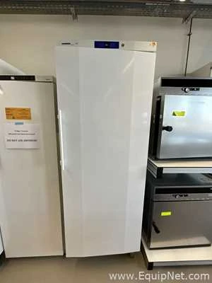 Lot 208 Listing# 952165 Liebherr GKV6410 663 Litre Upright Laboratory Refrigerator