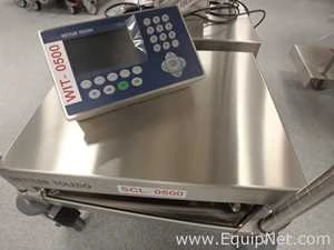 Lot 343 Listing# 961247 Mettler Toledo PBK989B60 Benchtop Scale with IND570 Digital Display