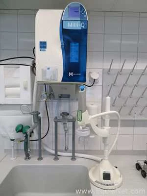 Lot 78 Listing# 878196 Millipore Advantage A10 Water Purification with Millipore Q-POD Dispenser