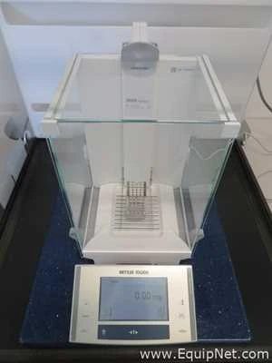Lot 65 Listing# 878367 Mettler Toledo XS 205 Dual Range Analytical Balance with Power Supply