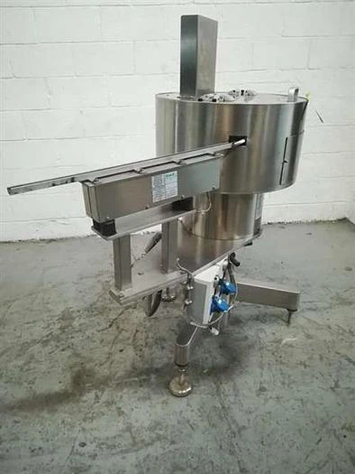 Ozaf model VL2T Stainless Steel Vibratory Cap feeder