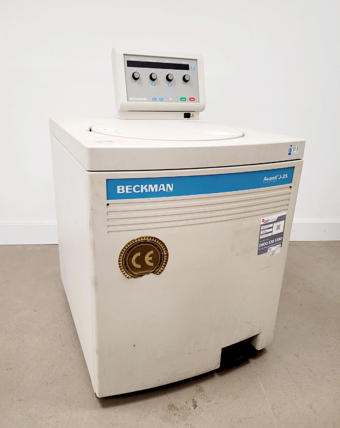Beckman Avanti J-25 Floor Standing Centrifuge Lab