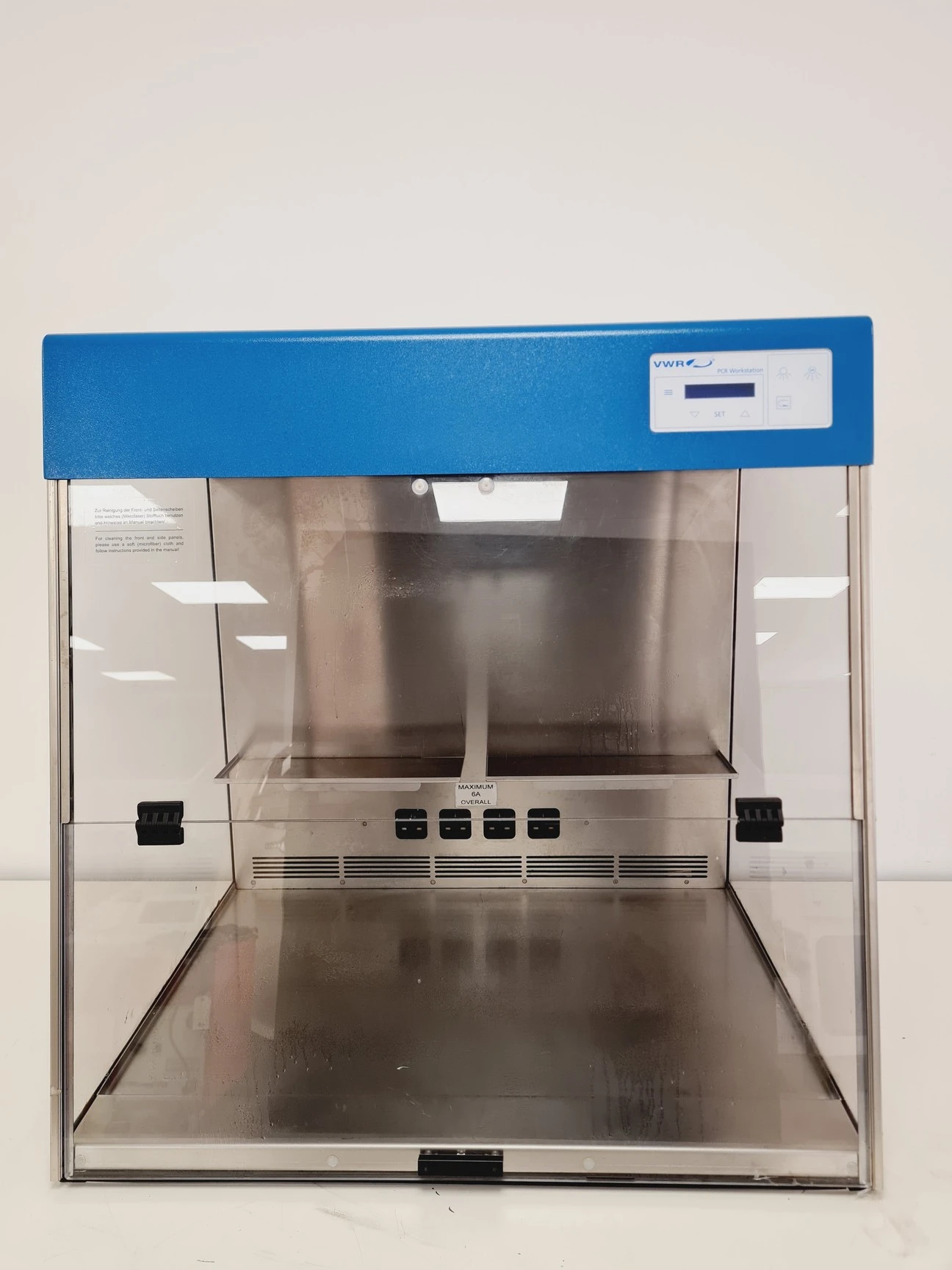 VWR PCR Benchtop Workstation Lab
