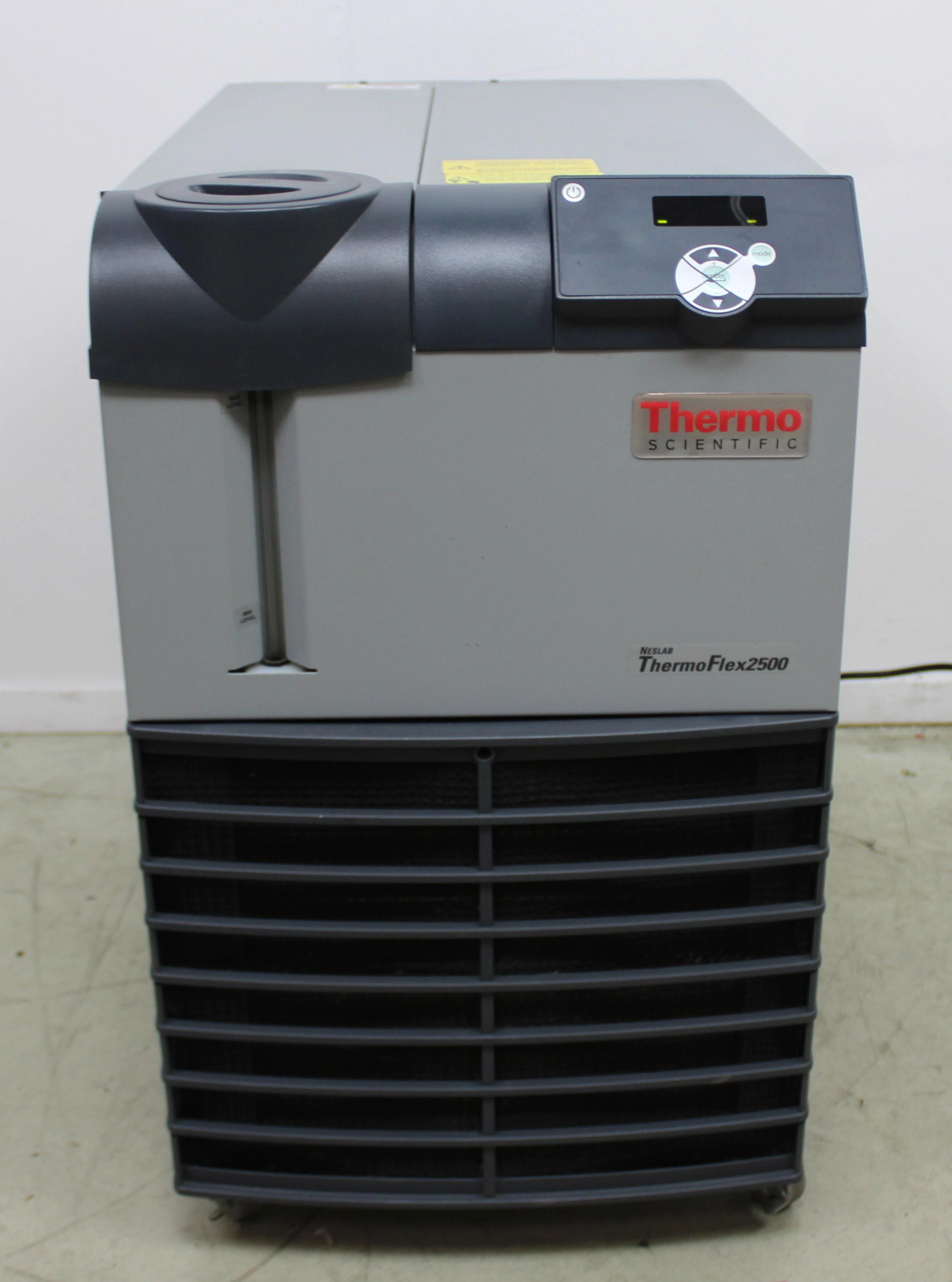 Thermo Scientific Neslab ThermoFlex 2500 Chiller / Heater - 7000959