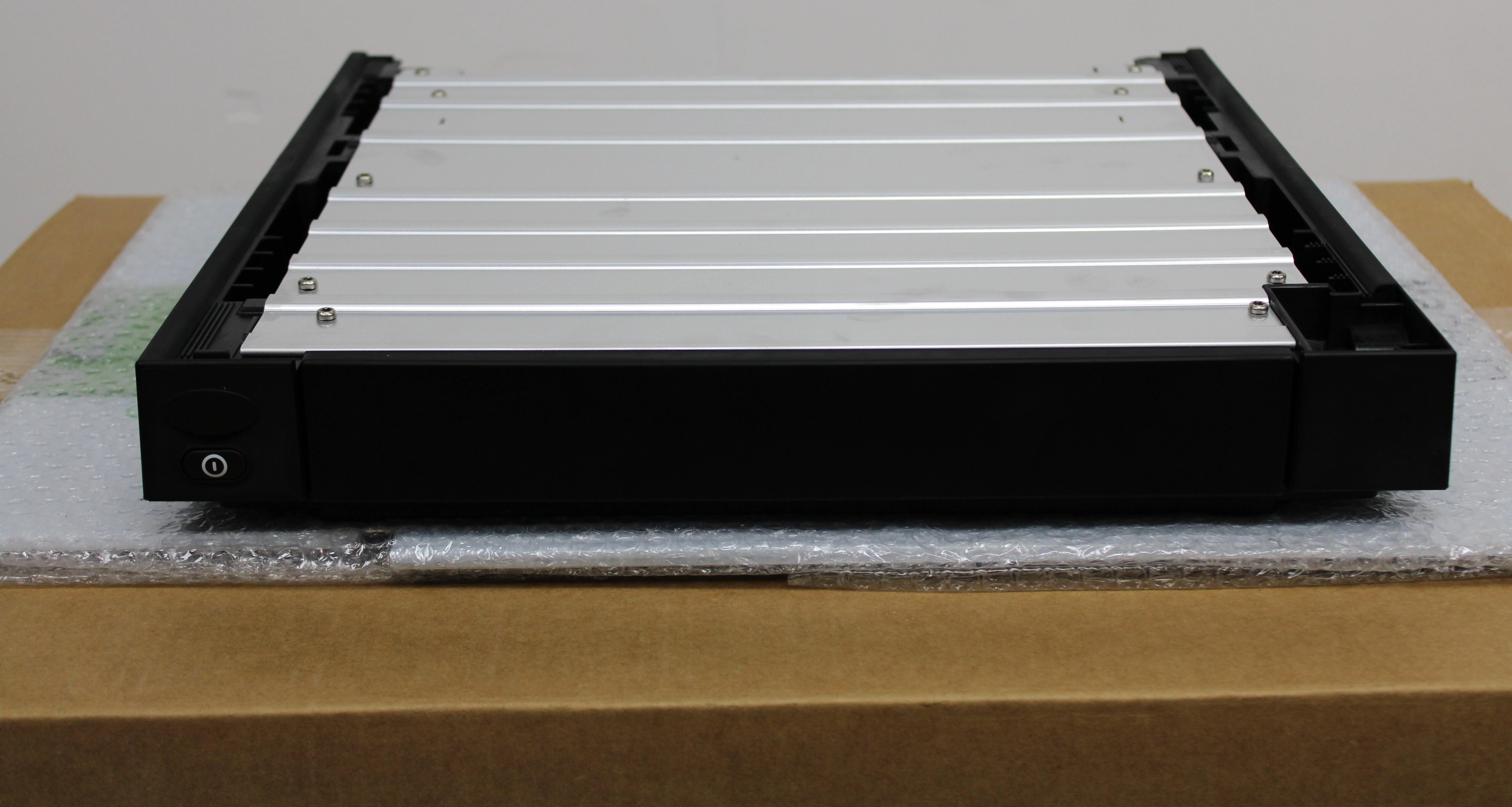 Thermo Scientific Base to integrate VQ detectors in U3000 -VKAB250685 - 7000795
