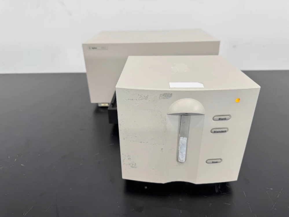 Agilent 8453 Spectrophotometer