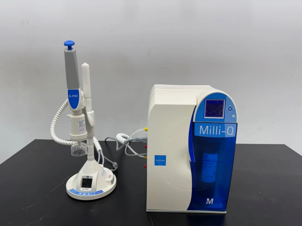 Millipore Milli-Q Advantage A10 Lab Water Purification System