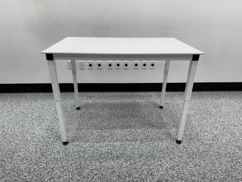 4' Terra Universal Lab Bench
