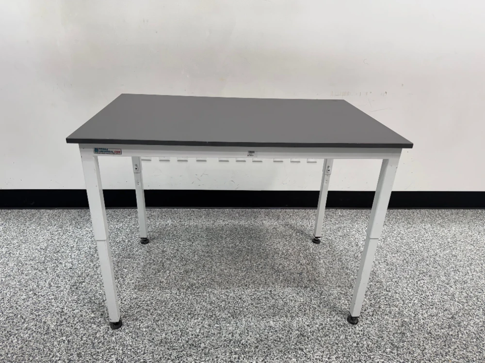 4' Terra Universal Lab Bench