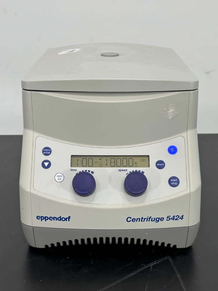 Eppendorf 5424 Centrifuge