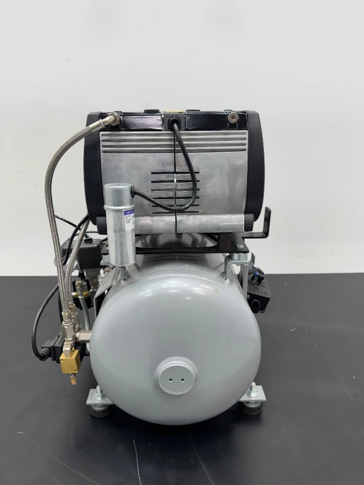 Jun-Air 2xOF302-40B Compressor