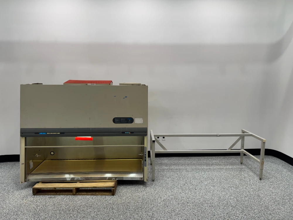 Labconco Purifier Class II 6' BioSafety Cabinet