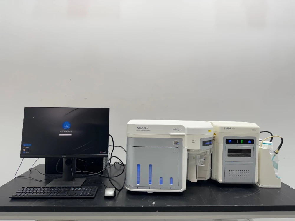 Invitrogen Attune NxT Acoustic Focusing Cytometer