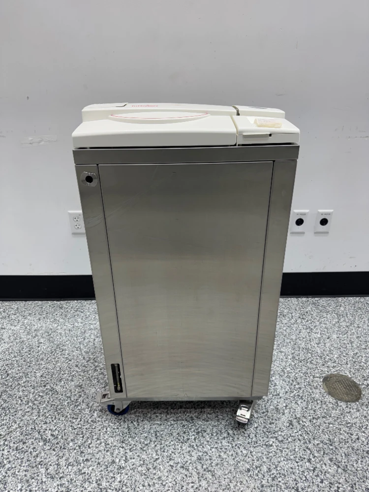 Tuttnauer 2840ELV Autoclave - Steam Sterilizer