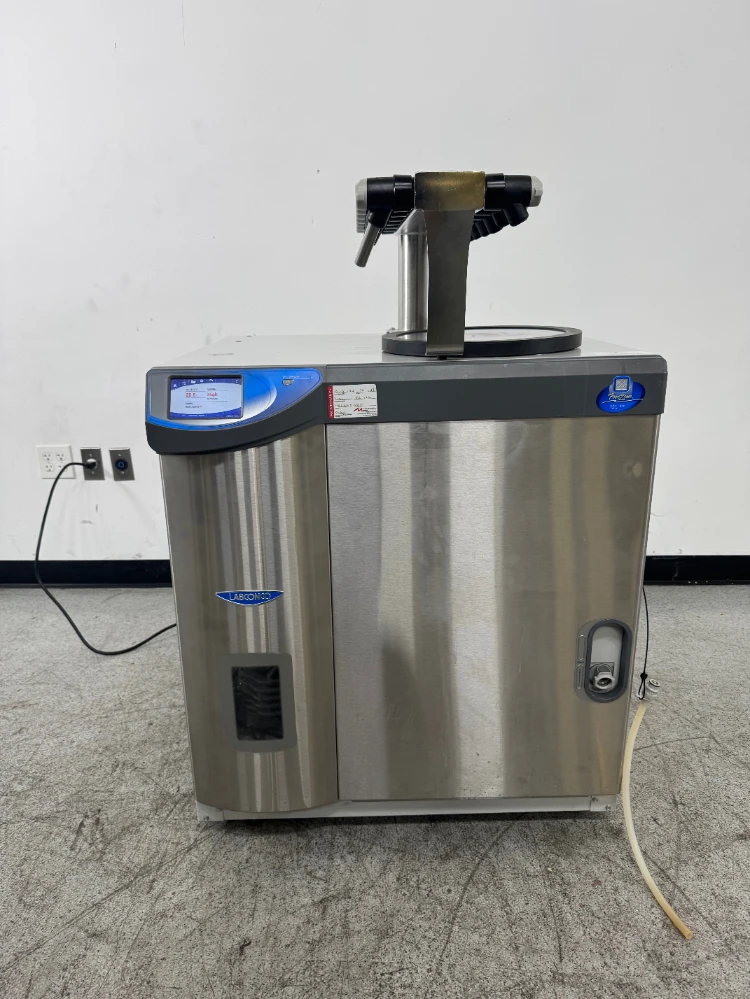 Labconco Freezone 12L Lyophilizer