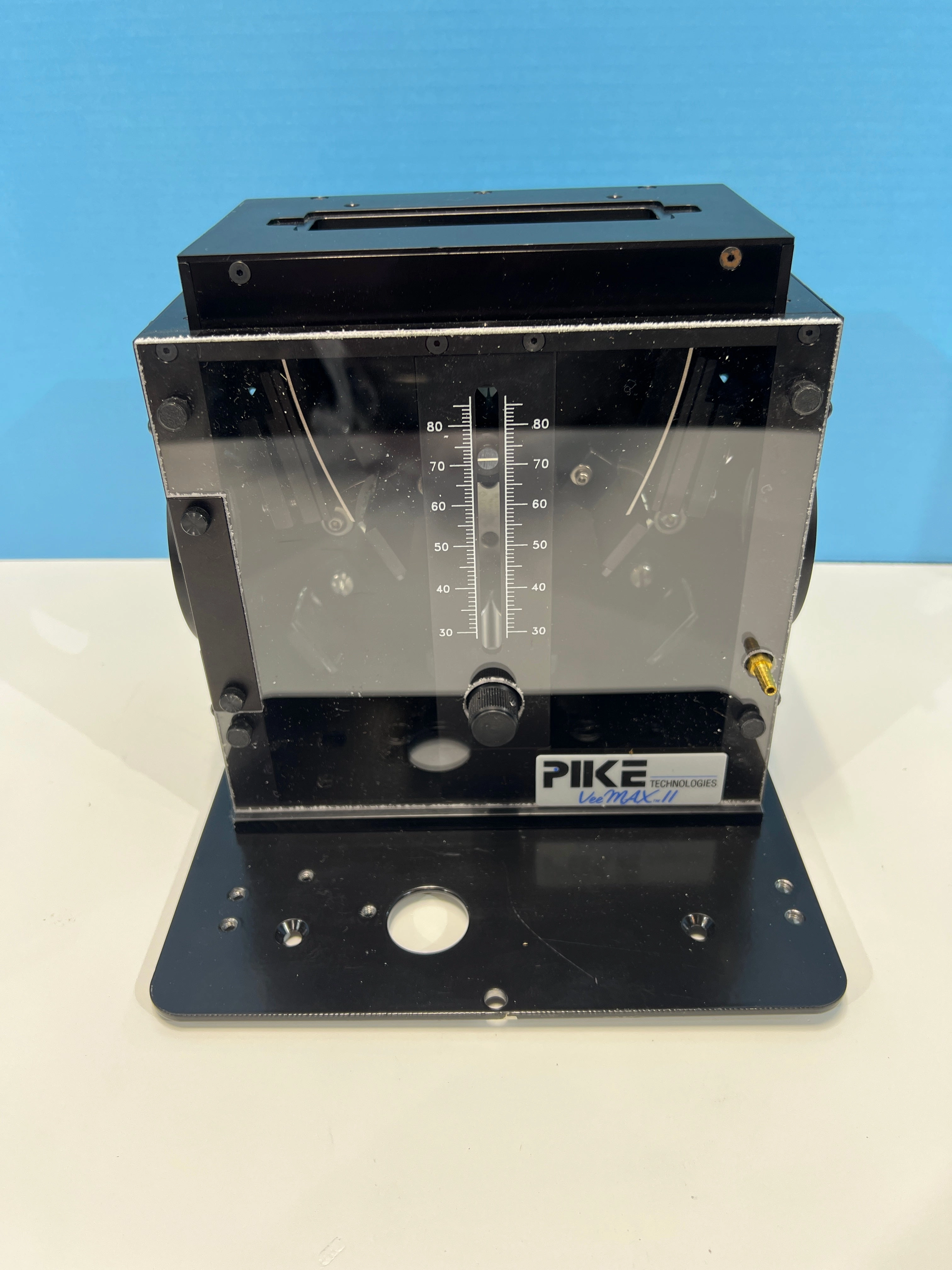 (013-1047) VeeMAX II Variable Angle Sr Reflectance Accessory (base unit)
