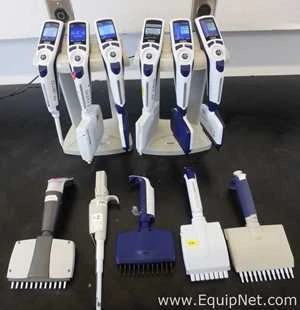 Lot 260 Listing# 1028097 Lot of Various Pipettors and Sizes