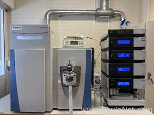 Thermo Scientific Q Exactive Orbitrap Mass Spectrometer with Ultimate 3000 UHPLC System