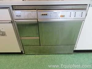 Lot 113 Listing# 878210 Miele G 7783 CD Laboratory Disinfectant Glassware Washer