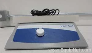 Lot 425 Listing# 1065948 VWR Standard Multi Position Stirrer