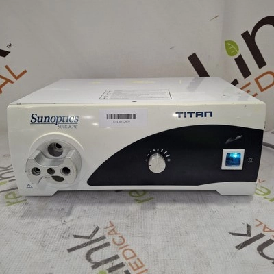 Sunoptics Surgical S300T Titan Light Source