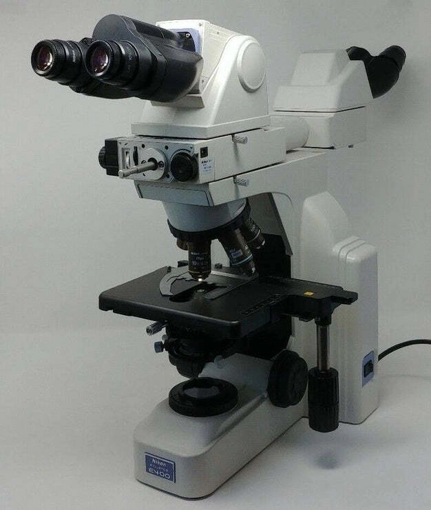 Nikon Microscope Eclipse E400 with Dual Head Bridg