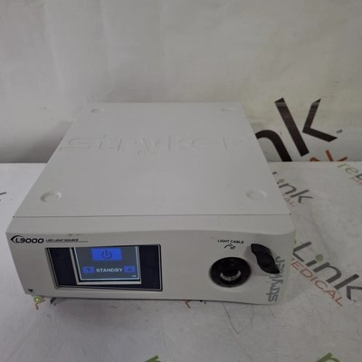 Stryker L9000 Light Source