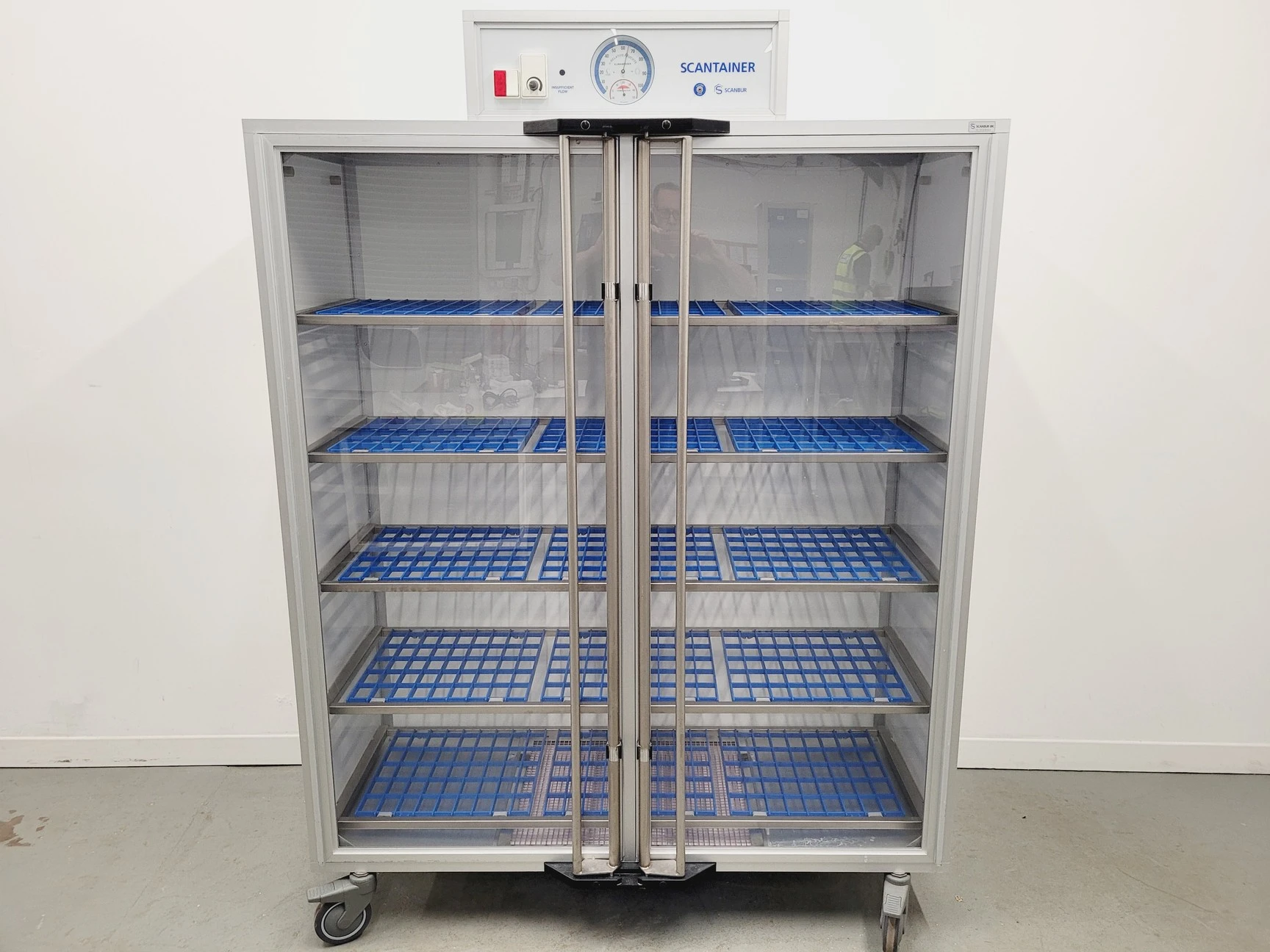 Scanbur Scantainer Cabinet Type 50-SCNT-1-110 - Animal Welfare Lab