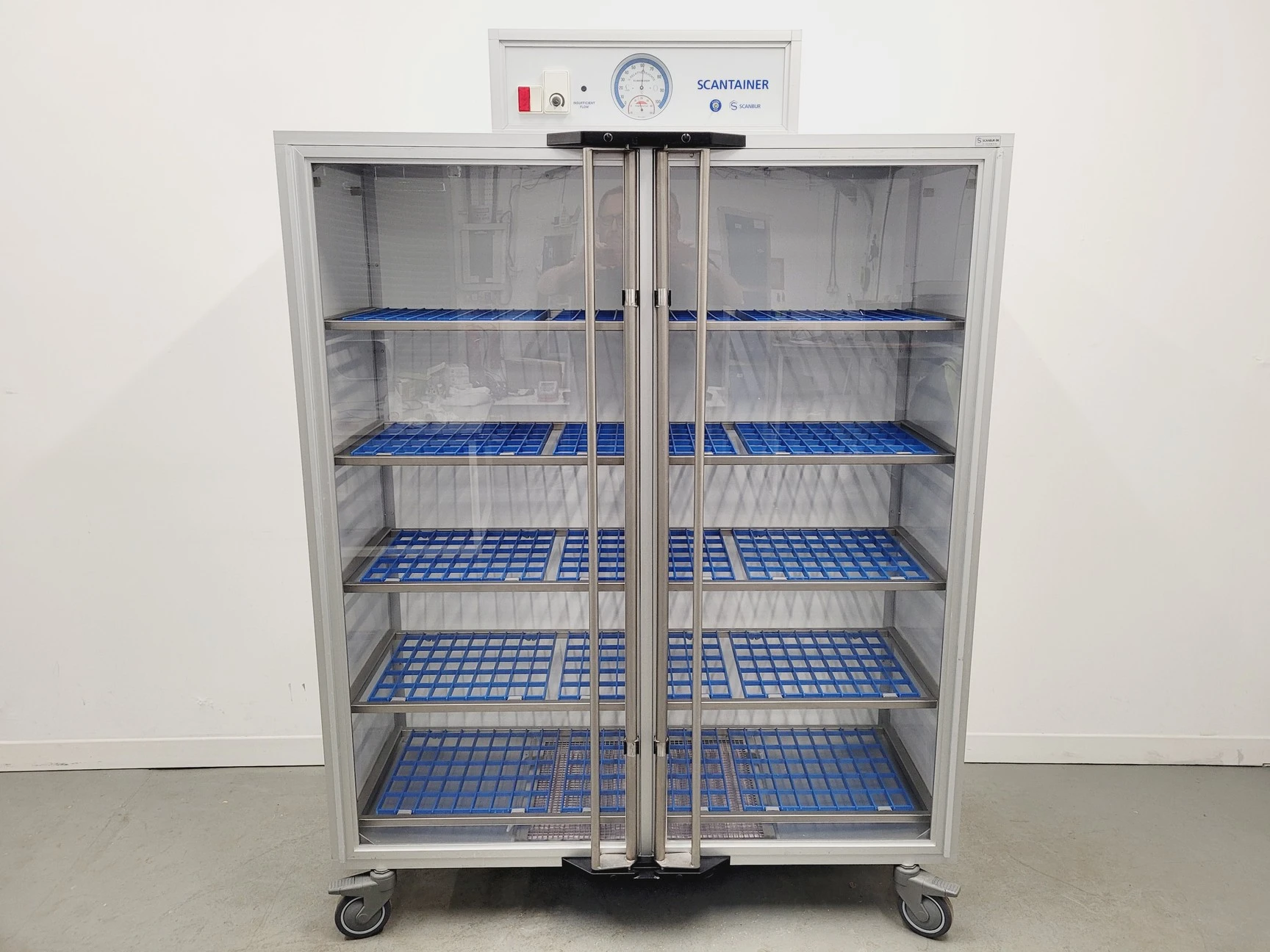 Scanbur Scantainer Cabinet Model 50-SCNT-1-110 - Animal Welfare Lab