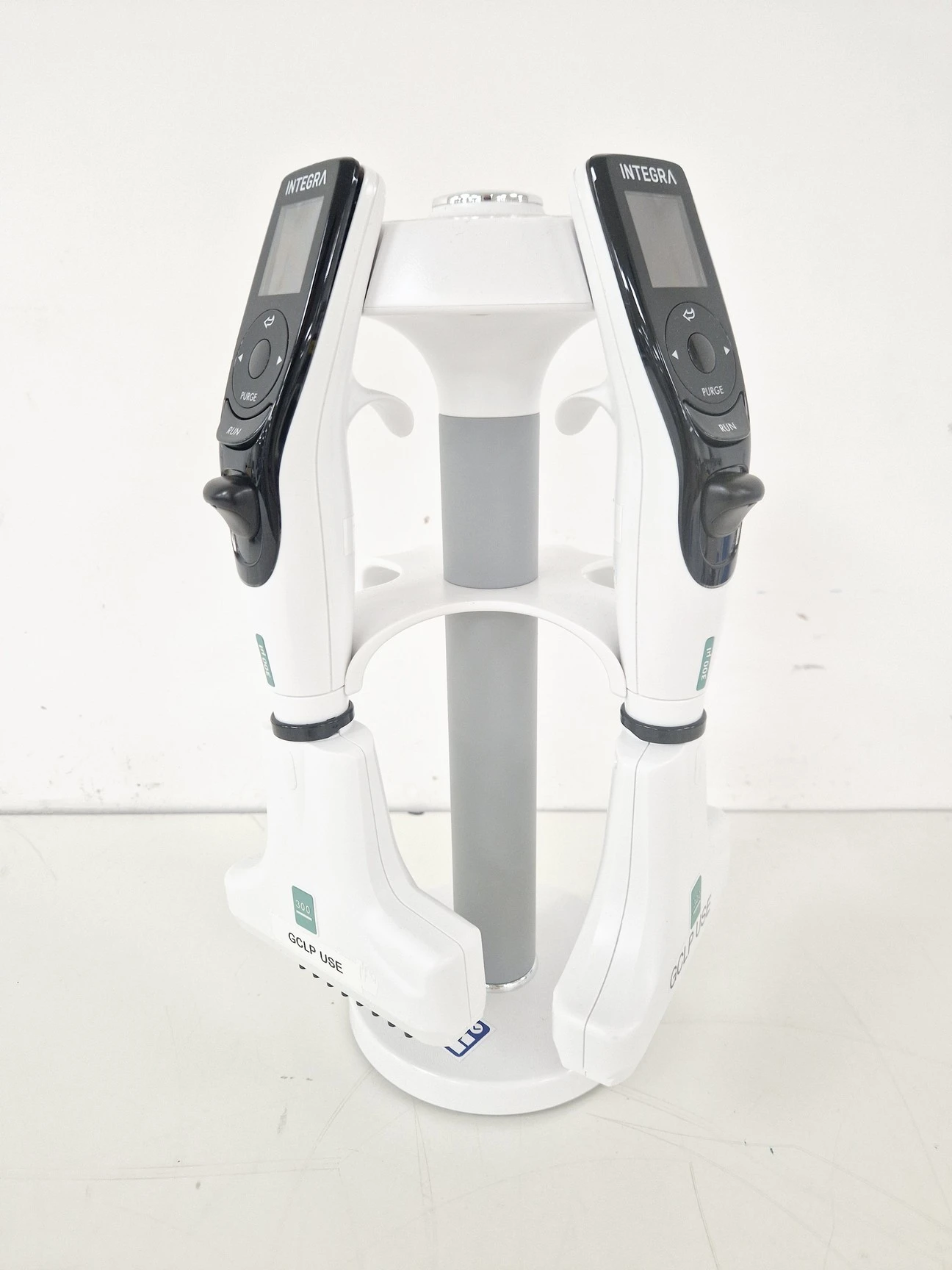 Integra 300 Charging Carousel Stand For 4 Pipettes- Includes 2 x Pipettes Lab