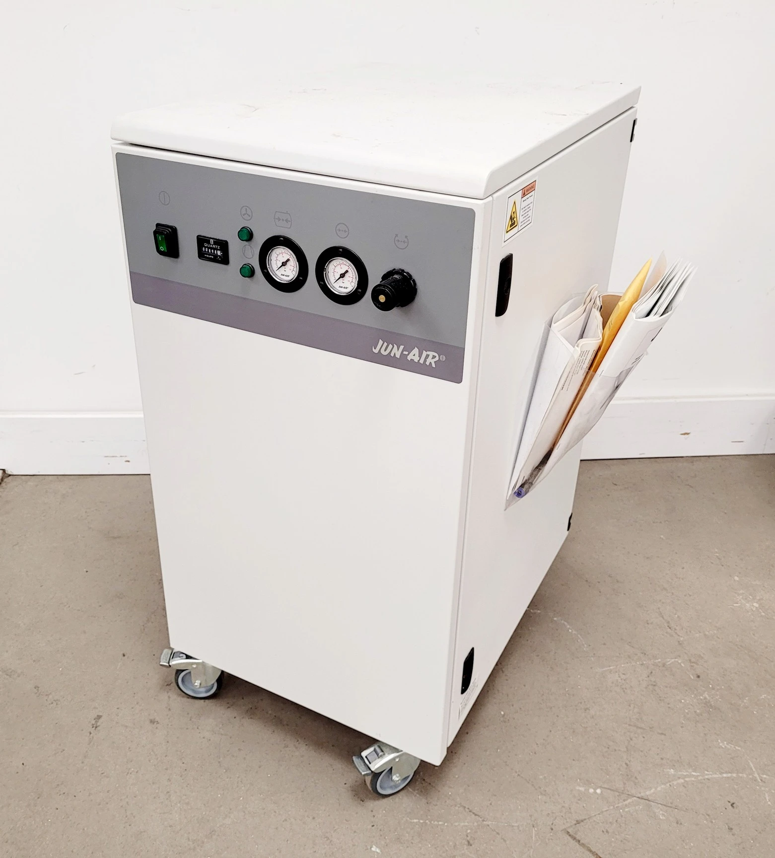 Jun-Air Oil Free Compressor Type - OF302-25MQ