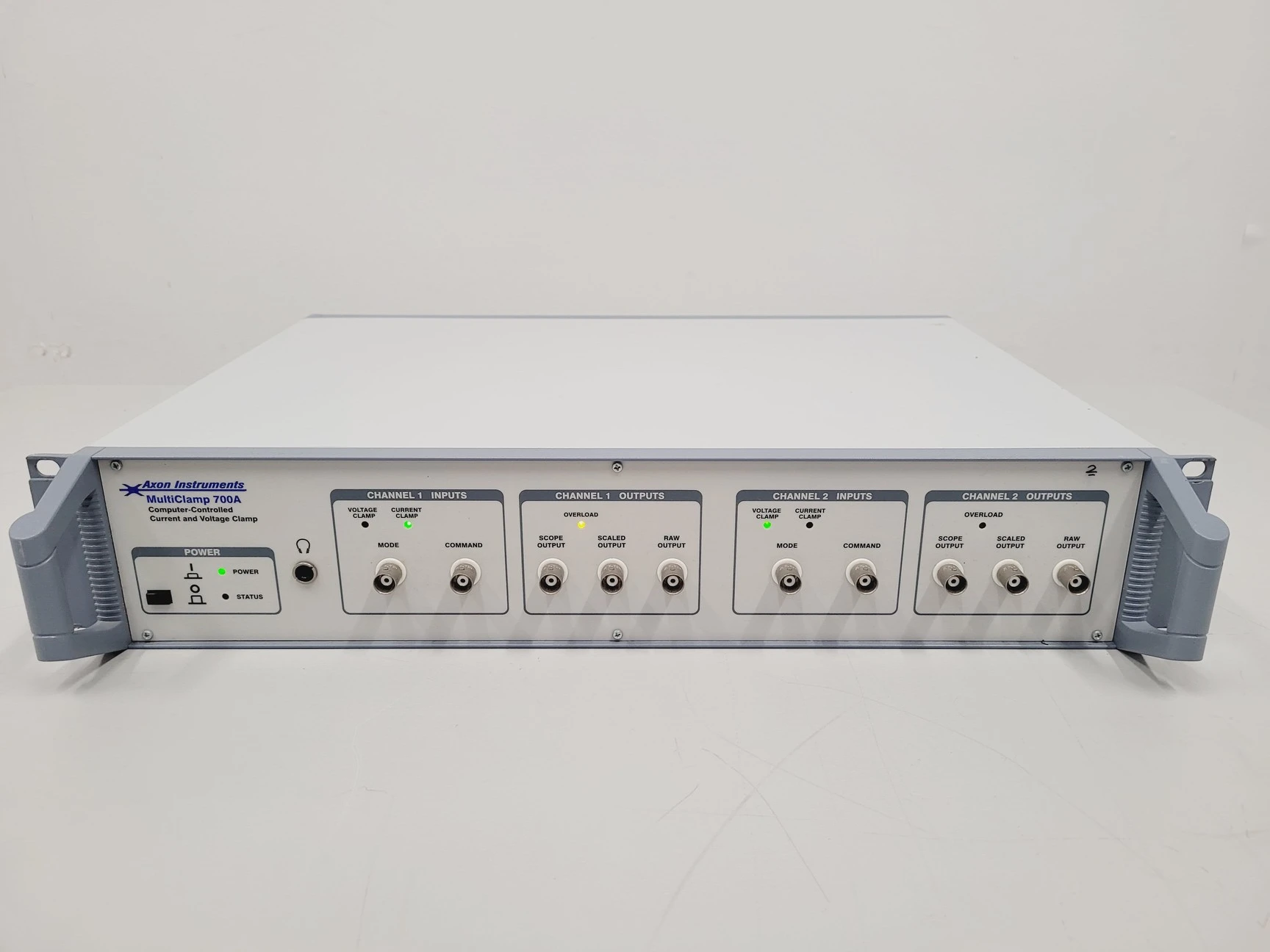 Axon Industries MultiClamp 700A Computer Controlled Current and Voltage Clamp