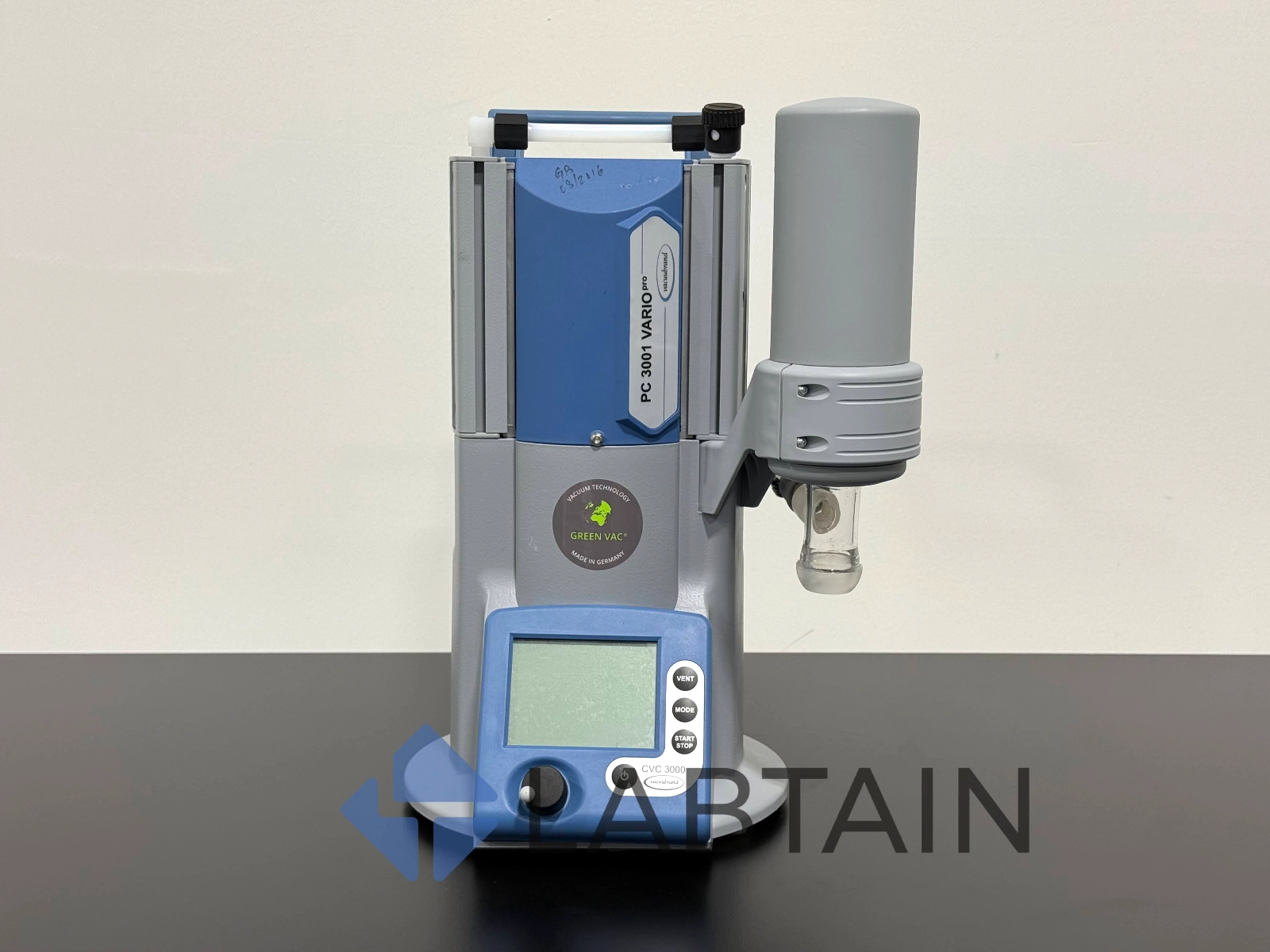 VACUUBRAND PC 3001 VARIO Pro Chemistry Pumping Uni