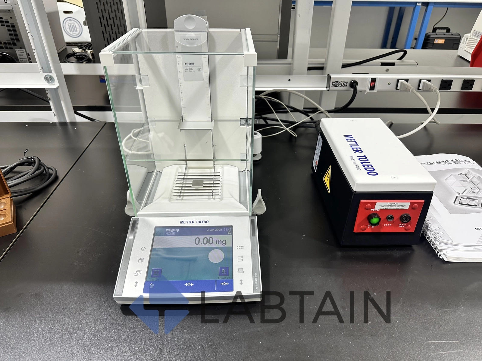 Mettler Toledo XP205 Analytical Balance – With HAU