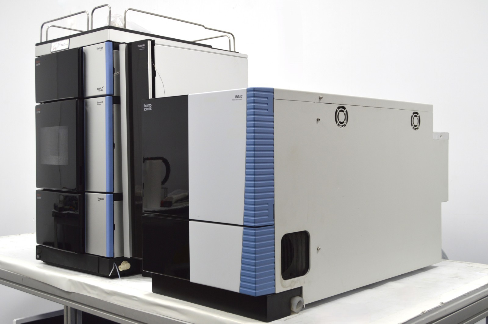 Thermo Scientific Vanquish Flex Quaternary UHPLC-MS System with ISQ EC ...