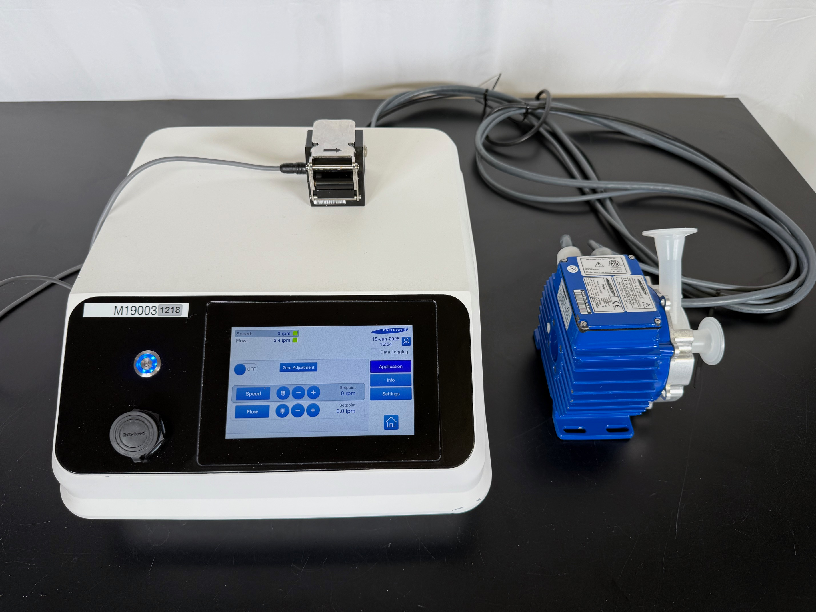 Levitronix LCO-600.1 Pump Console with LPM600.5 Motor &amp; LFSC-22D Ultrasonic Flowmeter