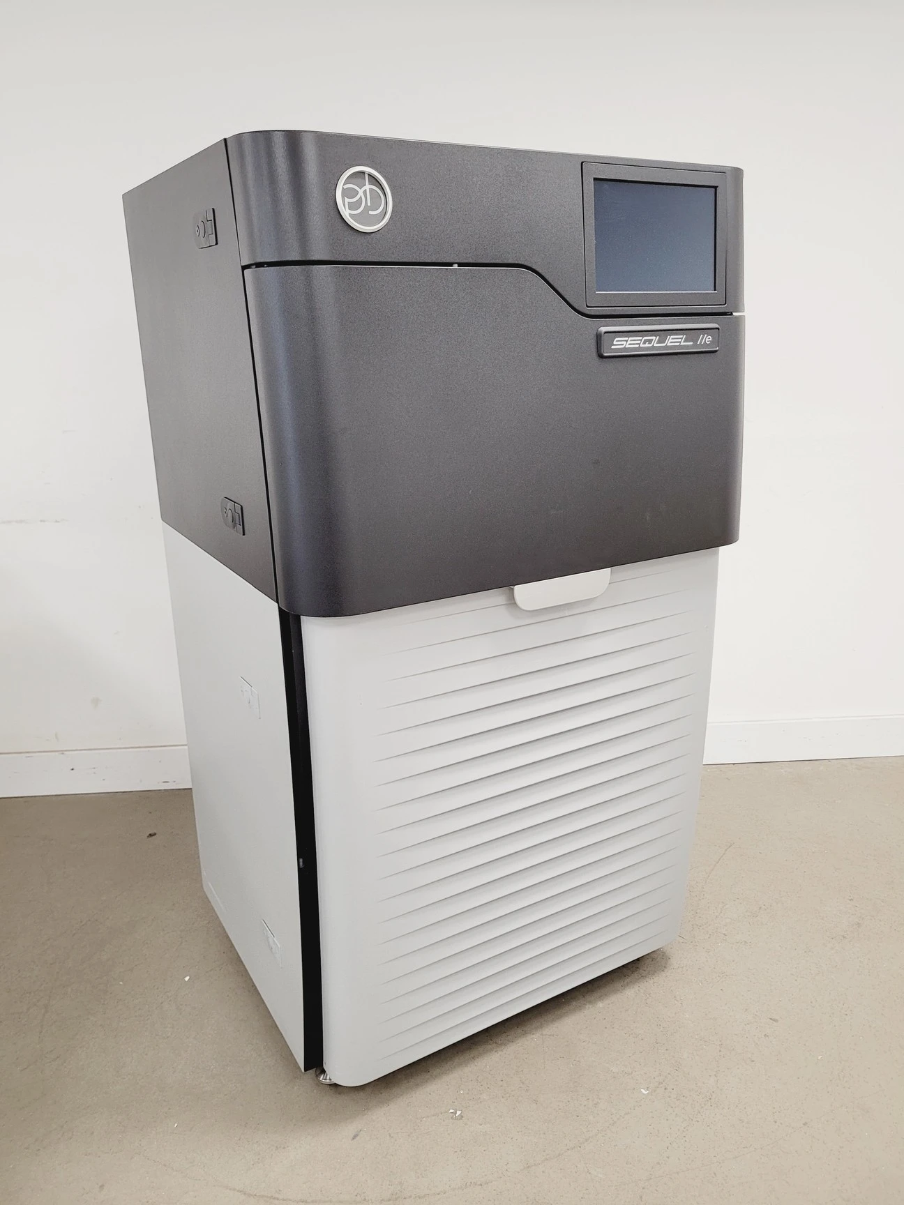 PacBio Model Sequel II IIe Next Generation Sequencing (NGS) System Lab