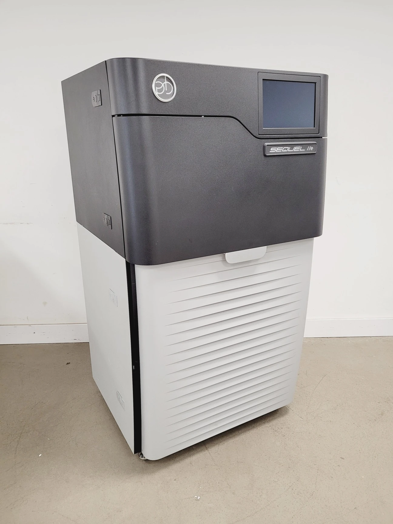 PacBio Sequel II IIe Next Generation Sequencing (NGS) System Lab