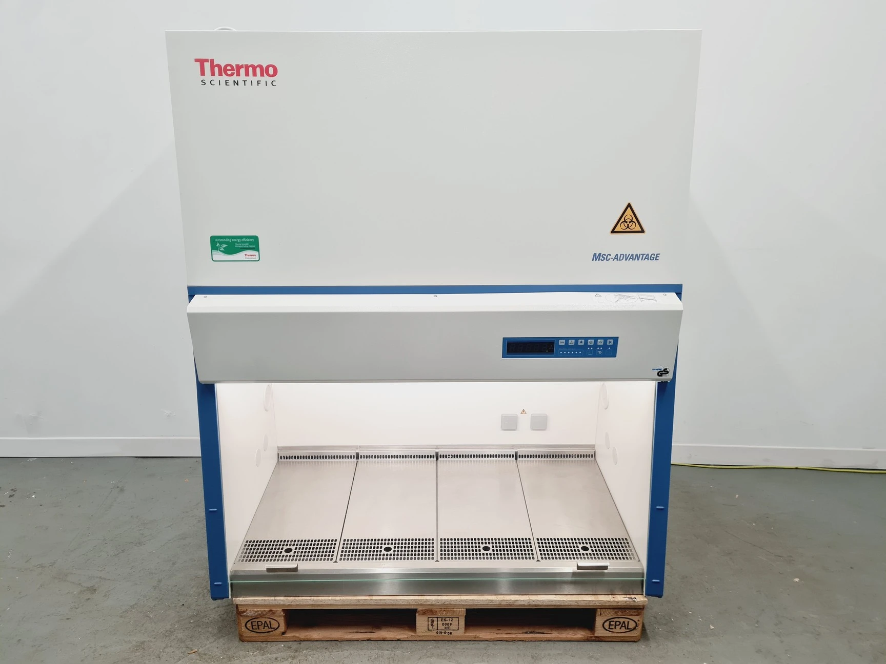 Thermo Scientific MSC-Advantage Class 2 Biological Safety Cabinet Type MSC 1.2