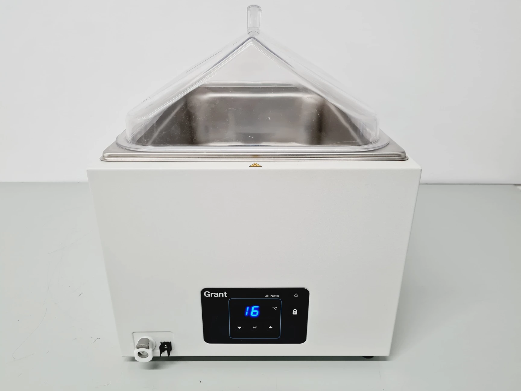 Grant JBN 18 Water Bath 18 Litres Lab