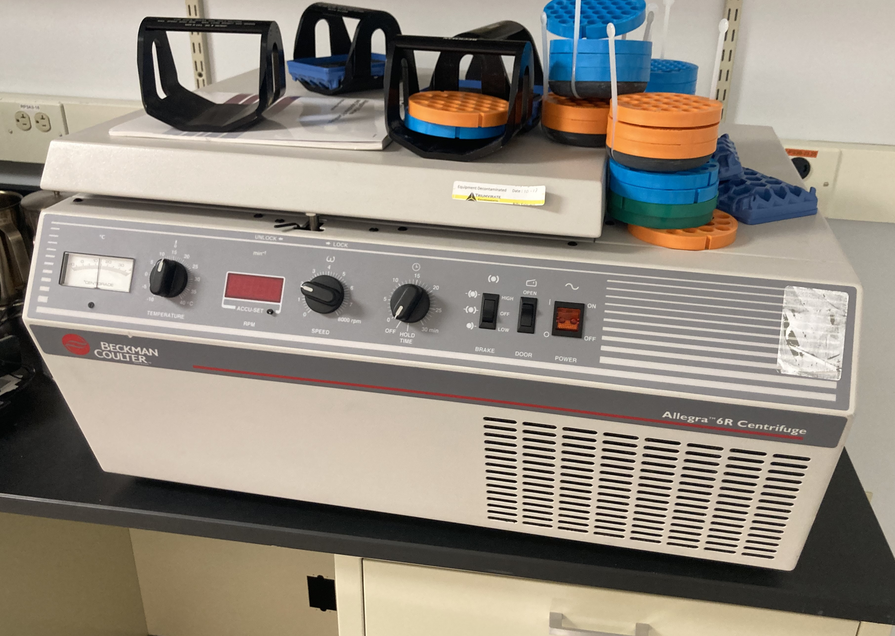 Beckman Coulter Allegra 6R Refrigerated Benchtop Centrifuge