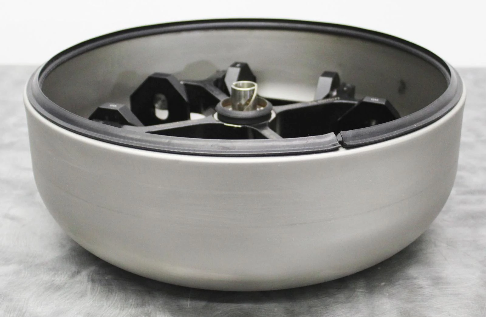 Thermo Scientific 75006435 Bioshield Centrifuge Swing Rotor 4 x 250mL Buckets