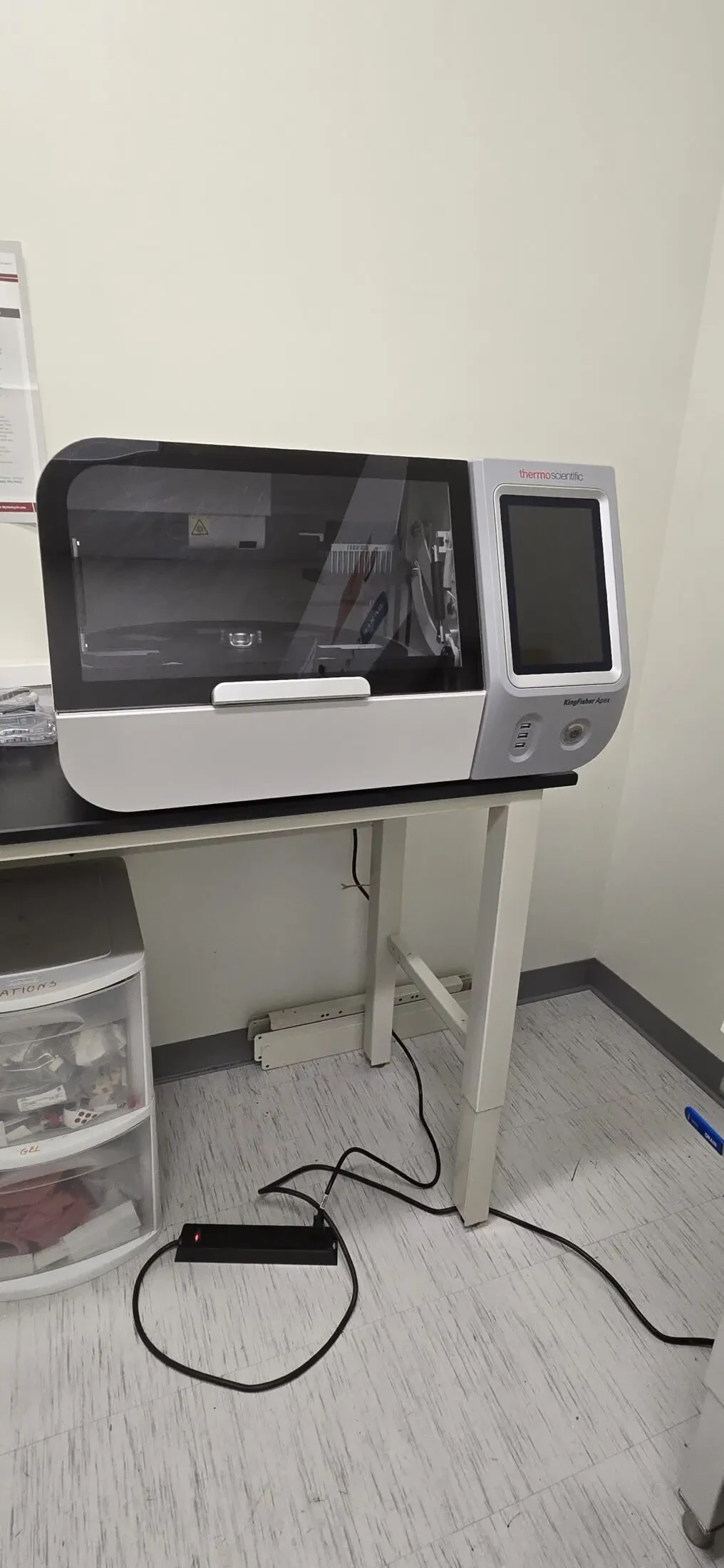 Thermo KingFisher Apex System