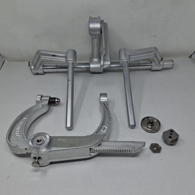 Integra Lifesciences Mayfield A1114 Skull Clamp Sy
