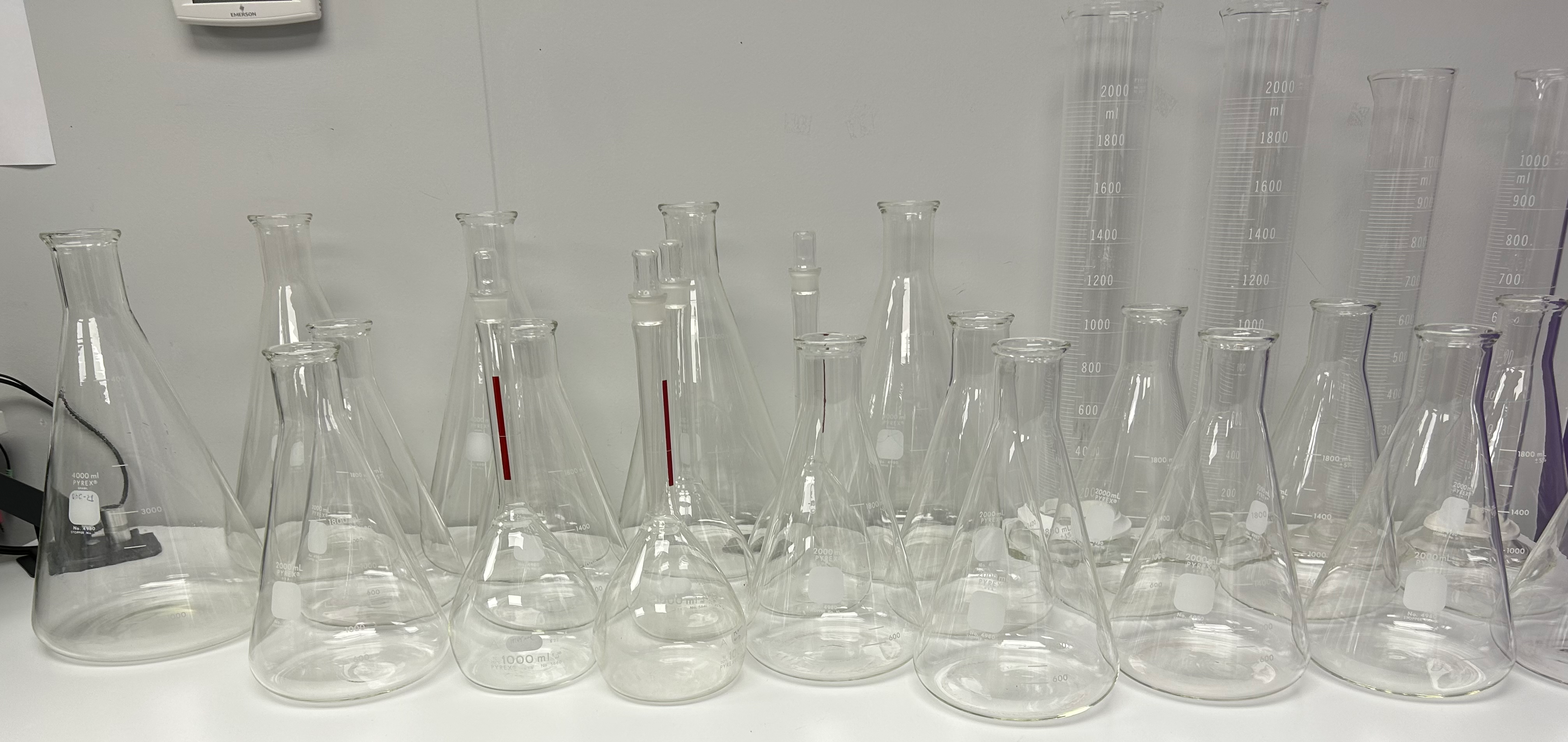 New Overstock Lab Glassware – Lot #1