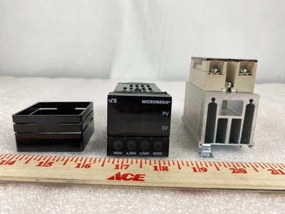 Omega CN77344-C4 Temperature Controller with Omron