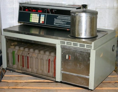 FISHER HISTOMATIC TISSUE PROCESSOR, MODEL 166 MP