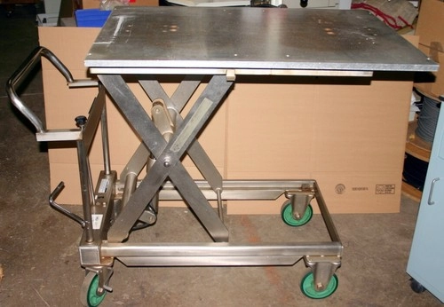 VESTIL STAINLESS STEEL HYDRAULIC SCISSOR LIFT CART
