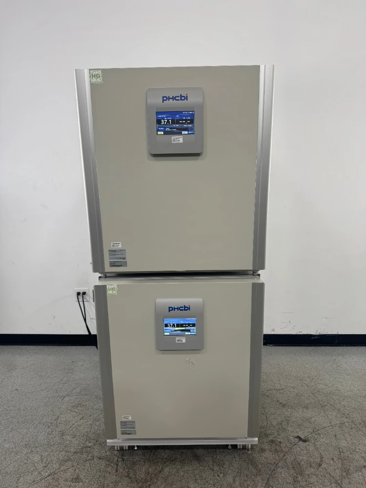 PHCBI Doublestack CO2 Incubator